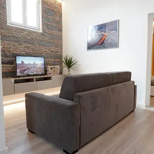domus-25-tiny-suite.taorminaitalyhotels.com/