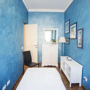 stradivari-luxury-apartment.it-romehotels.com/
